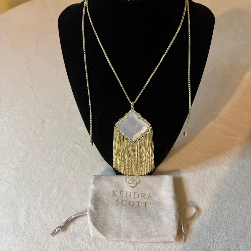 Kendra Scott Gold and White Geometric Necklace - Picture 2 of 7